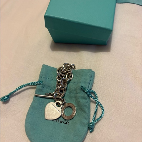 Tiffany & Co. Toggle Silver Charm Bracelet with Heart Tag - Picture 2 of 3